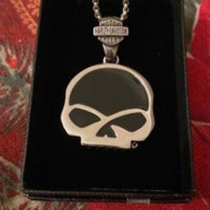 HD Willie G Skull Necklace